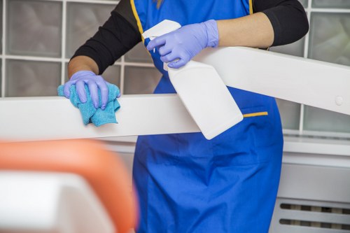 Confidential reporting and ethical workplace image